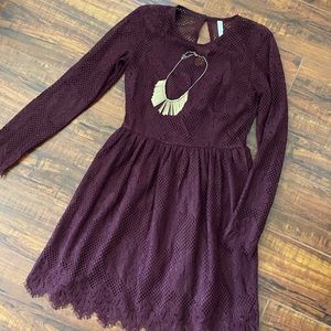 Gorgeous burgundy lace dress